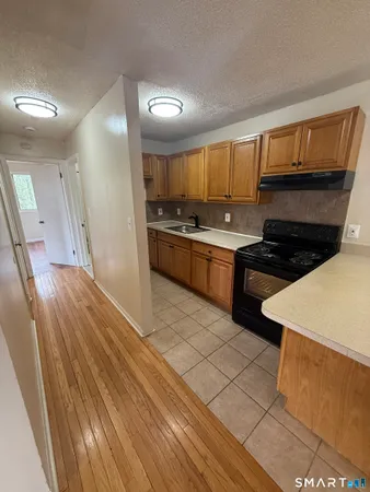 $1,500 | 1051 Old Colony Road, Unit 24, Meriden, CT 06451
