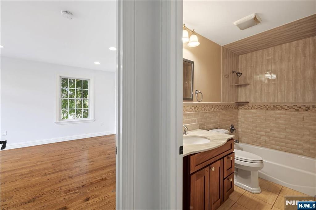 69 Storig Avenue Closter, NJ 07624 - Photo 27 of 36