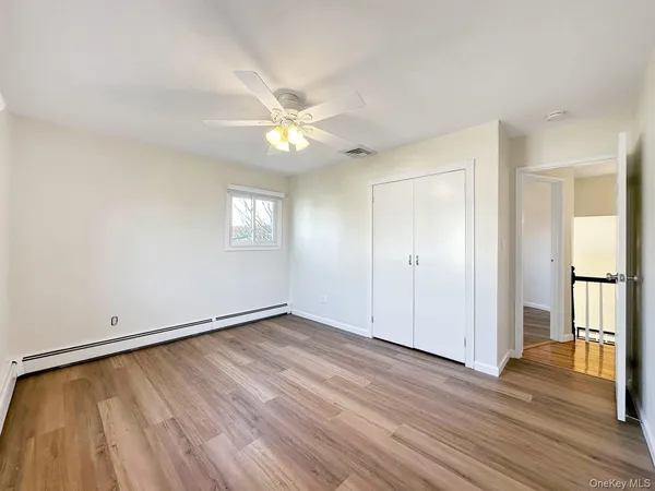 $874,999 | 18 Lloyd Lane, Nesconset, NY 11767
