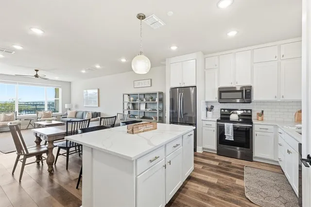 $555,000 | 3412 Scenic Point Road, Unit 101, Graford, TX 76449