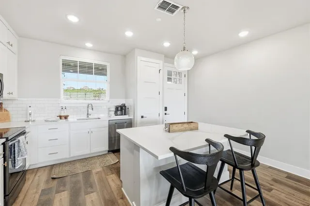 $555,000 | 3412 Scenic Point Road, Unit 101, Graford, TX 76449