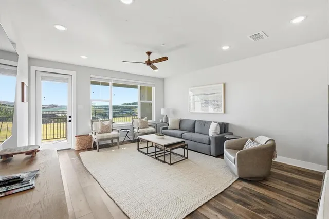 $555,000 | 3412 Scenic Point Road, Unit 101, Graford, TX 76449