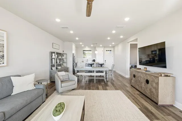 $555,000 | 3412 Scenic Point Road, Unit 101, Graford, TX 76449