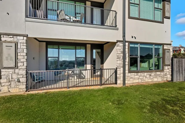 $555,000 | 3412 Scenic Point Road, Unit 101, Graford, TX 76449