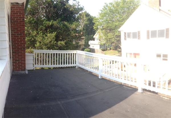 6 Preston Beach Road Marblehead, MA 01945 - Photo 8 of 12
