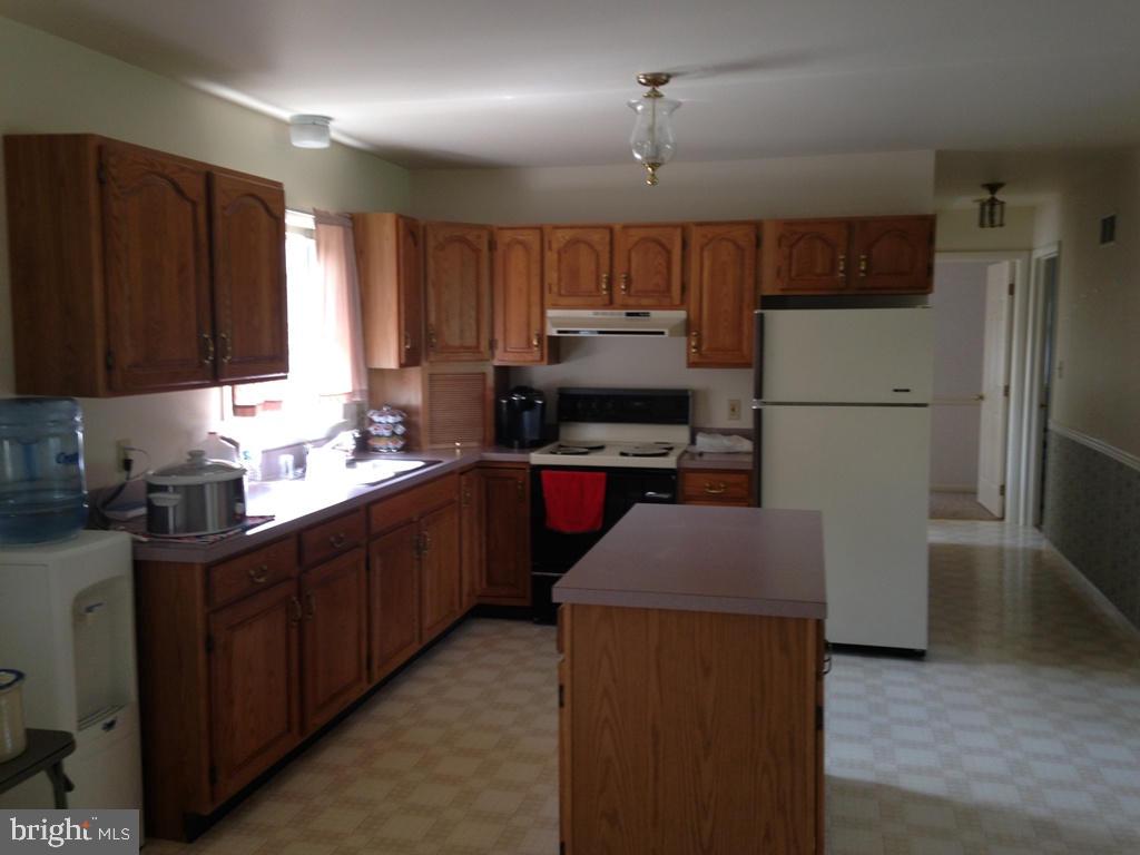 14 Landis Road Ephrata, PA 17522 - Photo 13 of 20 Gallery Image 13