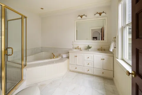 $4,295,000 | 14 Winthrop Street, Newton, MA 02465
