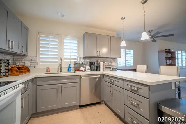 $4,800 | 94-470 Paiwa Street, Unit 5, Waipahu, HI 96797