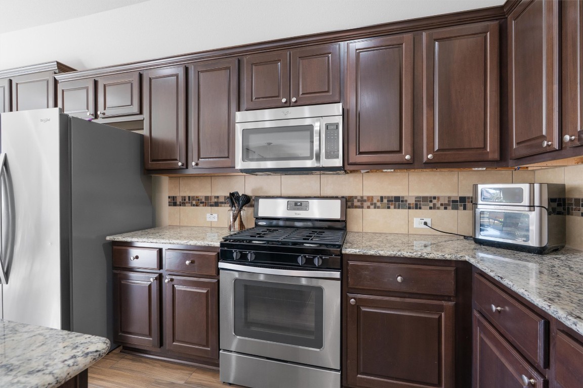 1104 Daylily Loop Georgetown, TX 78626 - Photo 14 of 40