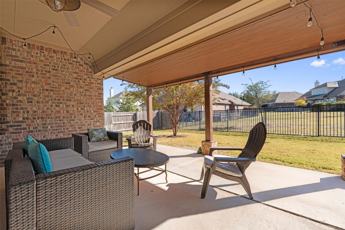 1104 Daylily Loop Georgetown, TX 78626 - Photo 6 of 40