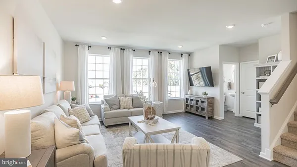 $499,990 | 1114 Meadowlark Drive, Fogelsville, PA 18051