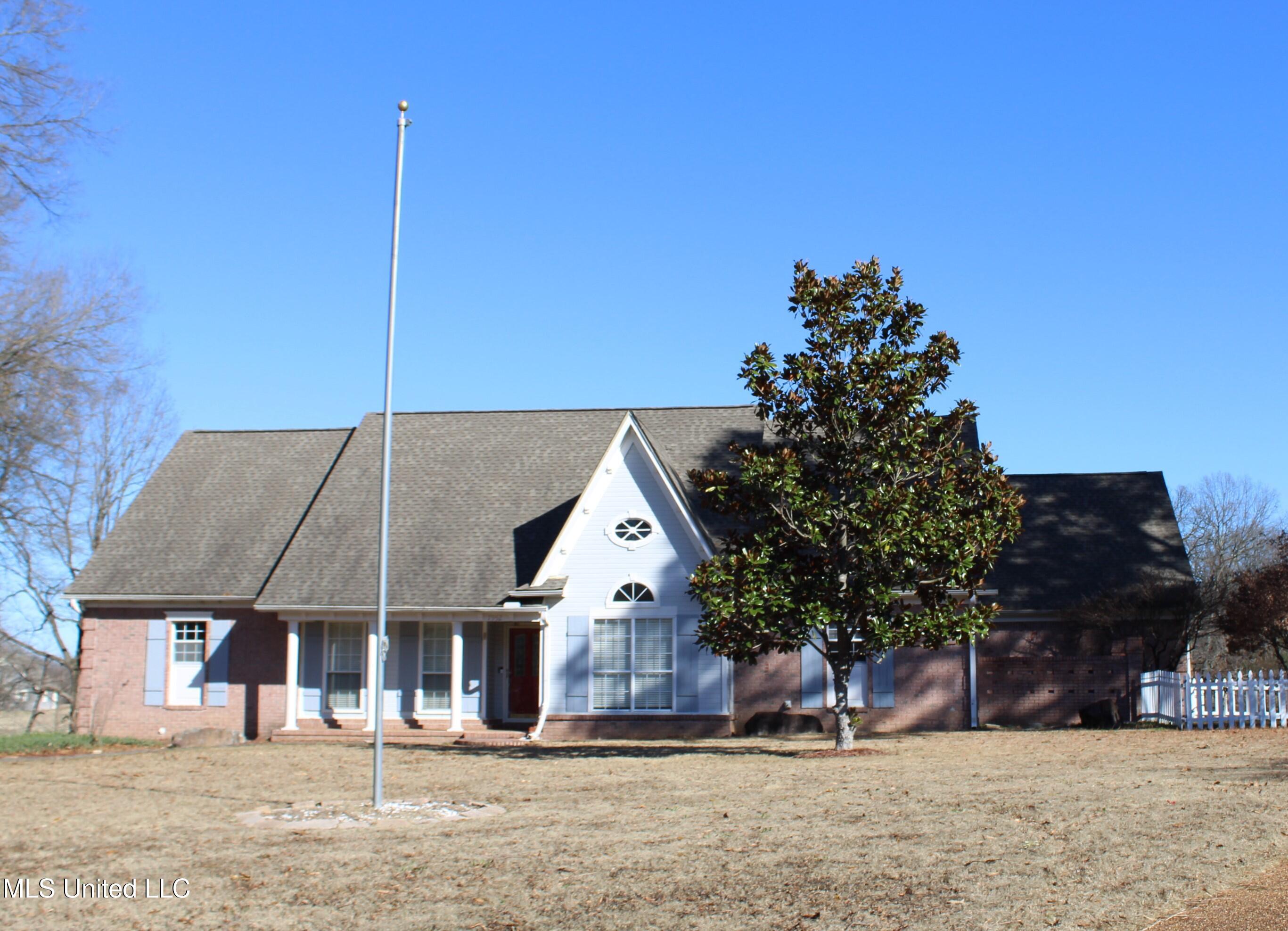 7952 Hunters Bend Cove Olive Branch, MS 38654 - Photo 1 of 36 7952 Hunters Bend Cv