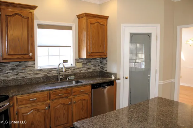 $375,000 | 7952 Hunters Bend Cove, Olive Branch, MS 38654