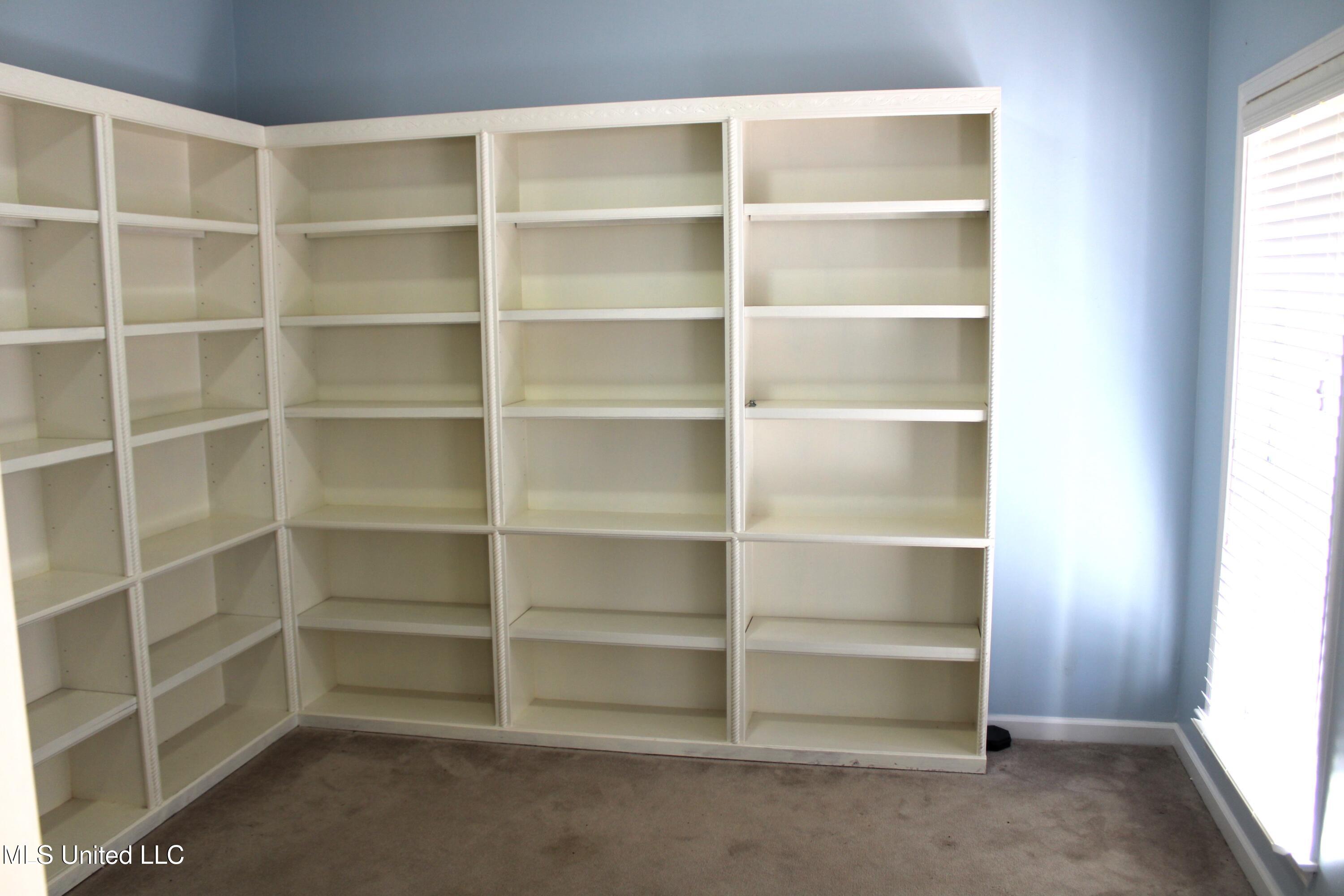 7952 Hunters Bend Cove Olive Branch, MS 38654 - Photo 22 of 36 Second Bedroom