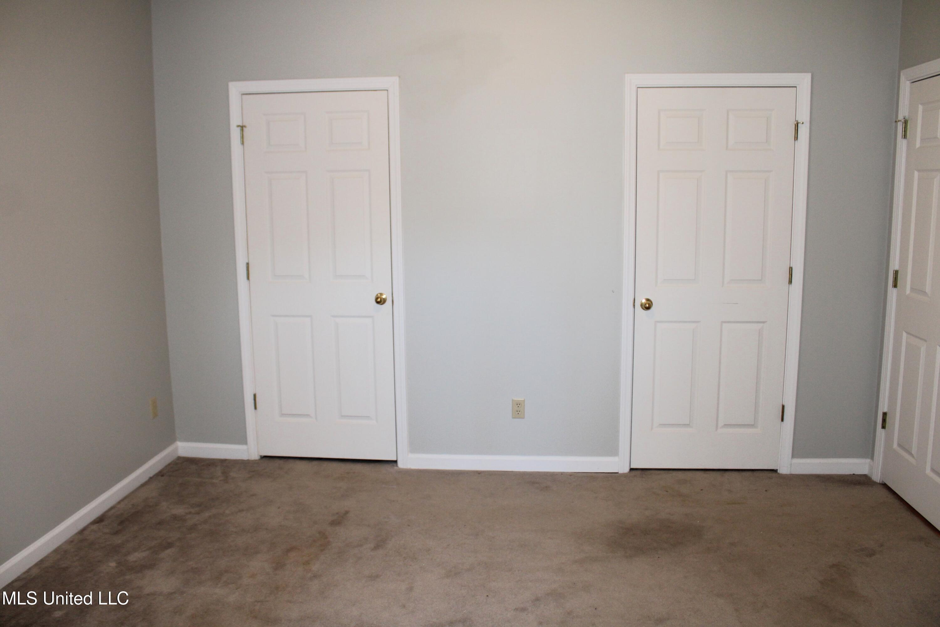 7952 Hunters Bend Cove Olive Branch, MS 38654 - Photo 23 of 36 Third Bedroom