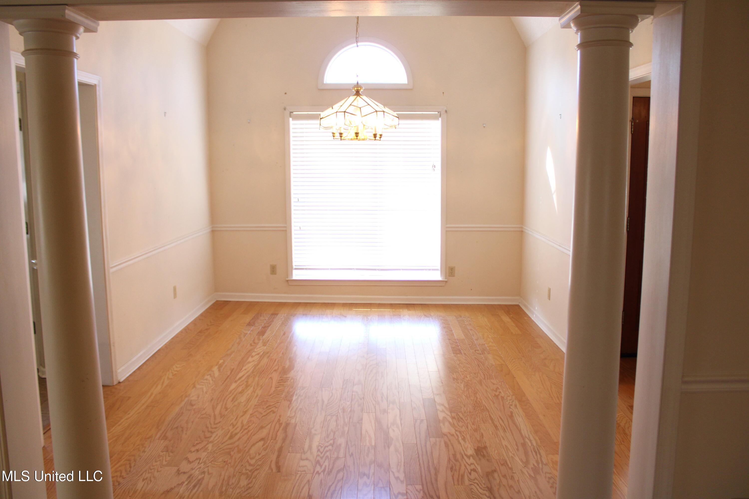 7952 Hunters Bend Cove Olive Branch, MS 38654 - Photo 6 of 36 Formal Dining Room