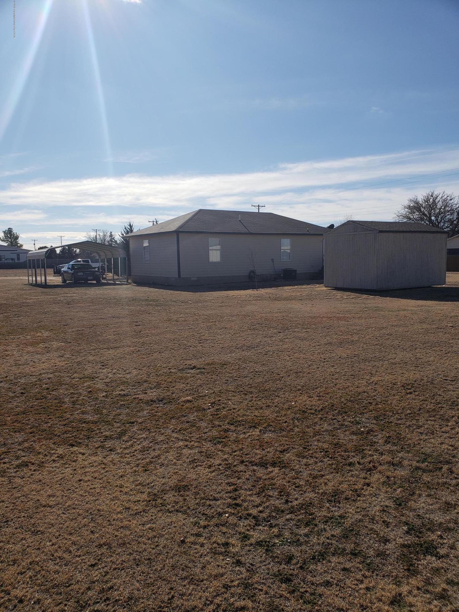 708 Maple Street Fritch, TX 79036 - Photo 4 of 19 20190124_113202