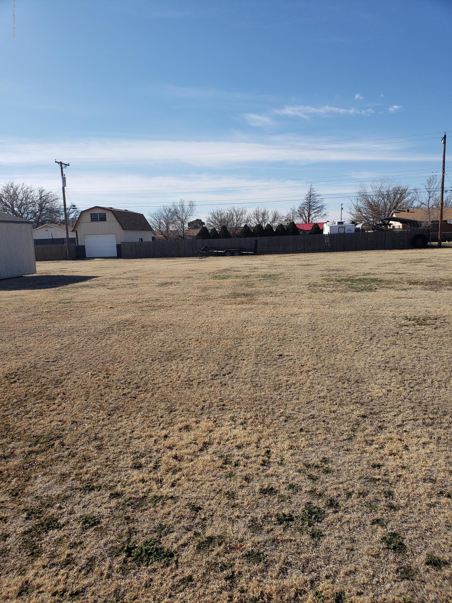 708 Maple Street Fritch, TX 79036 - Photo 5 of 19 20190124_113204