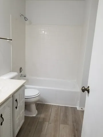 $2,250 | 333 Jefferson Court, Vernon Hills, IL 60061