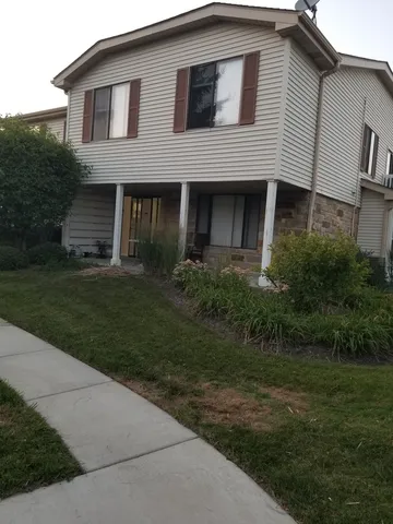 $2,250 | 333 Jefferson Court, Vernon Hills, IL 60061