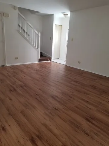 $2,250 | 333 Jefferson Court, Vernon Hills, IL 60061