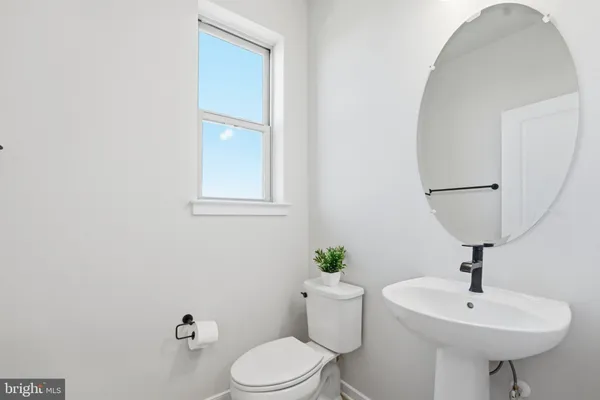 $4,650 | 19712 Sepia Square, Ashburn, VA 20147