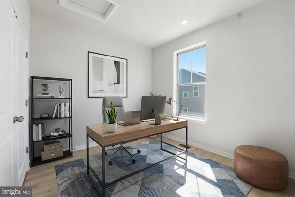 $4,650 | 19712 Sepia Square, Ashburn, VA 20147