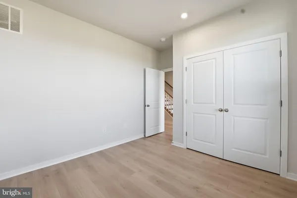 $4,650 | 19712 Sepia Square, Ashburn, VA 20147