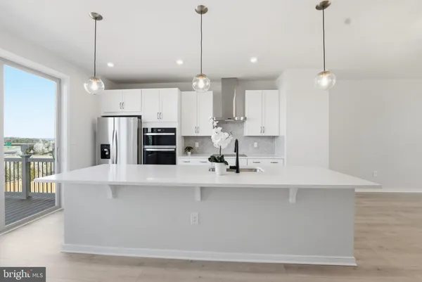 $4,650 | 19712 Sepia Square, Ashburn, VA 20147