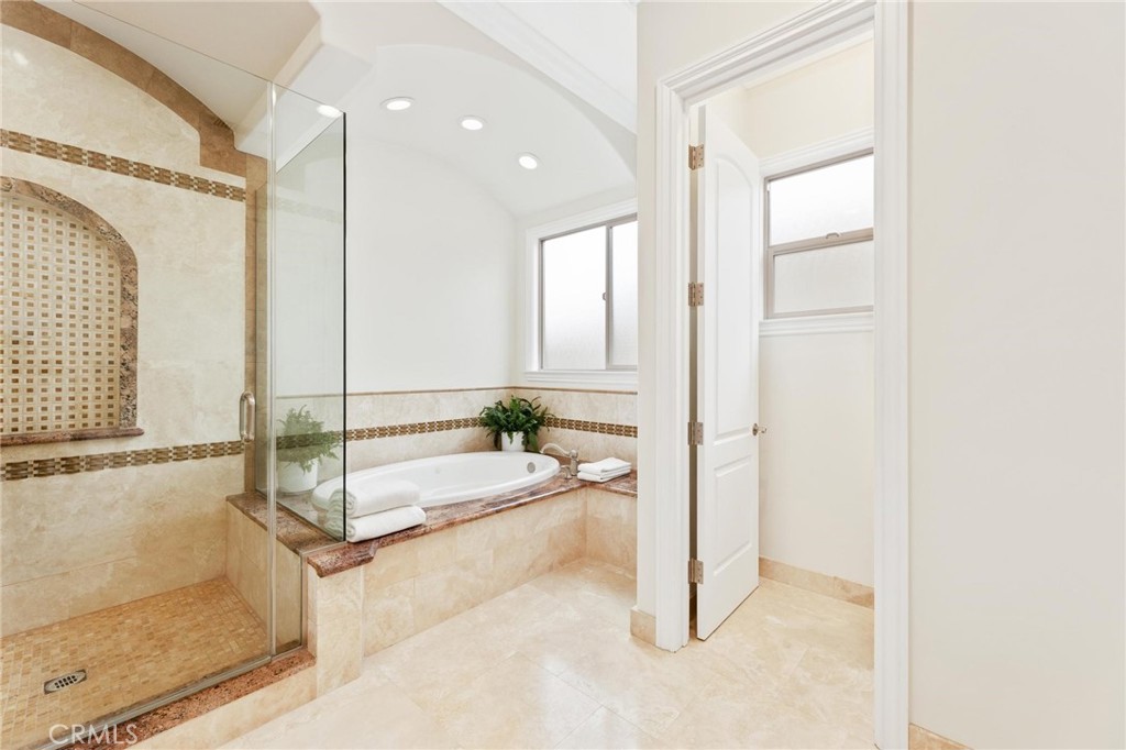 2012 Robinson Street Redondo Beach, CA 90278 - Photo 32 of 55