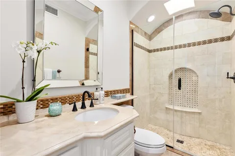 $2,800,000 | 2012 Robinson Street, Redondo Beach, CA 90278