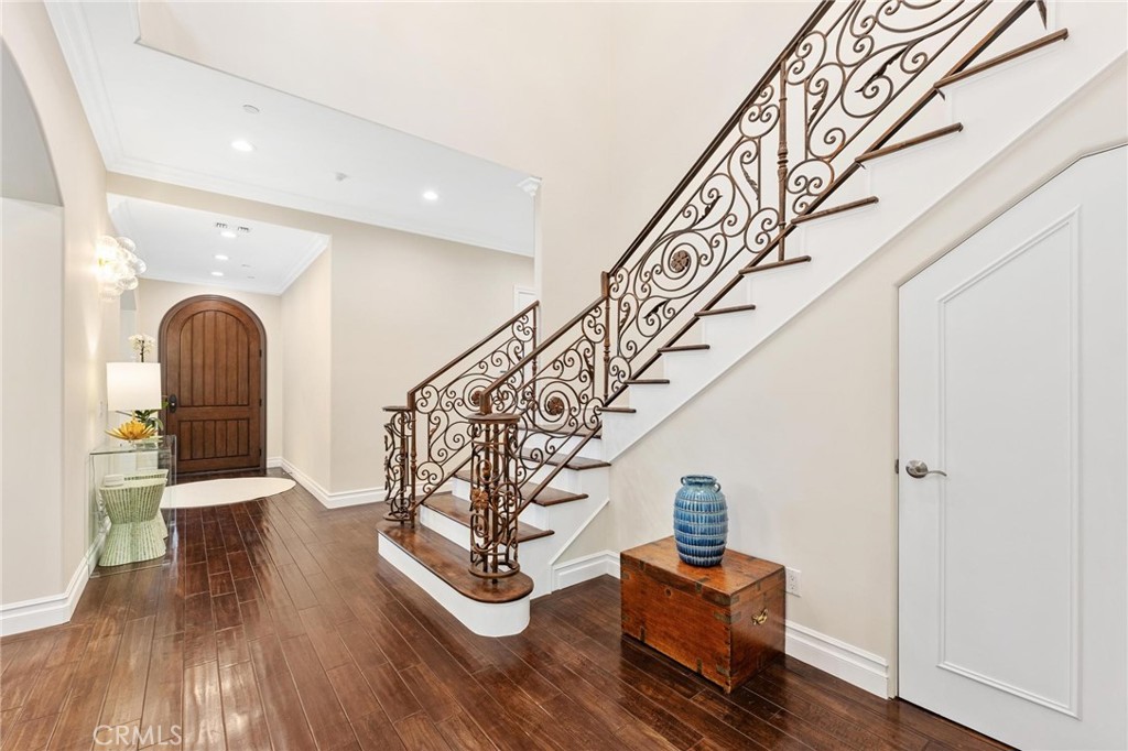 2012 Robinson Street Redondo Beach, CA 90278 - Photo 10 of 55