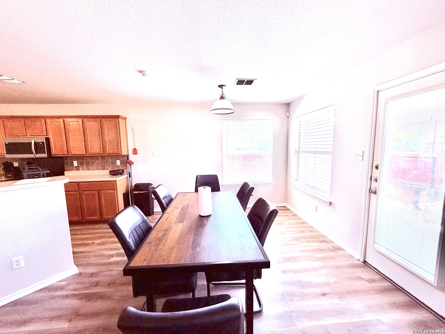 422 Abigail Converse, TX 78109 - Photo 15 of 48