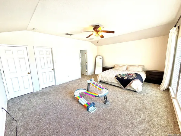 $310,000 | 422 Abigail, Converse, TX 78109