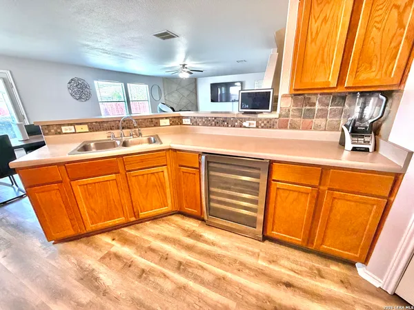 $310,000 | 422 Abigail, Converse, TX 78109
