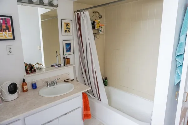 $3,600 | 59 East Springfield Street, Unit 3, Boston, MA 02118