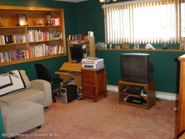 116 Maggies L 9 Road Clarks Summit, PA 18411 - Photo 14 of 15 Gallery Image 14
