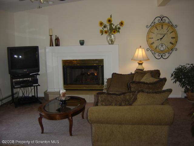 116 Maggies L 9 Road Clarks Summit, PA 18411 - Photo 3 of 15 Gallery Image 3