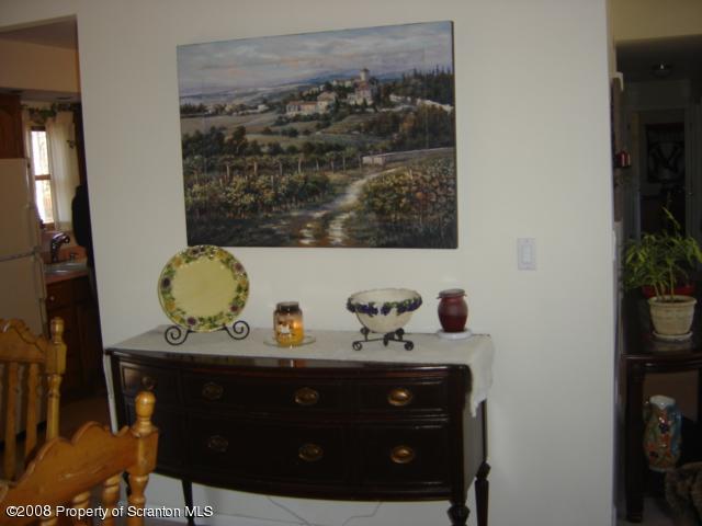 116 Maggies L 9 Road Clarks Summit, PA 18411 - Photo 5 of 15 Gallery Image 5