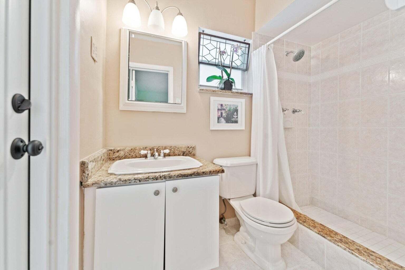 829 Northwest 7th Street Boca Raton, FL 33486 - Photo 18 of 26 Bathroom