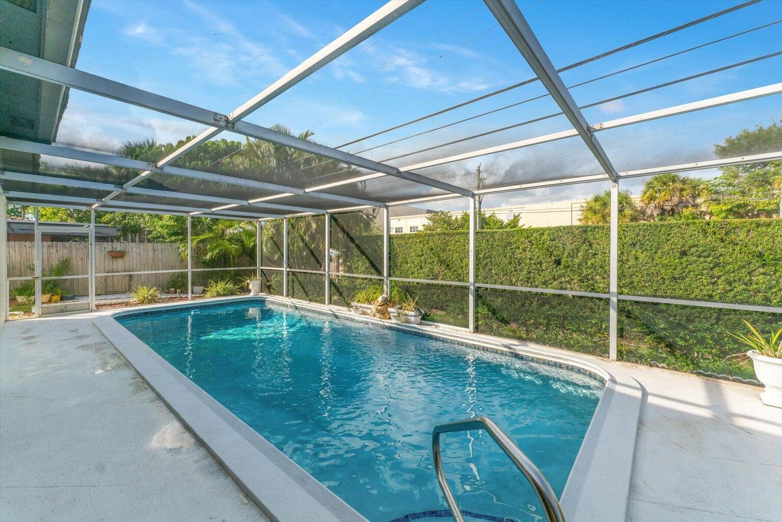 829 Northwest 7th Street Boca Raton, FL 33486 - Photo 22 of 26 pool