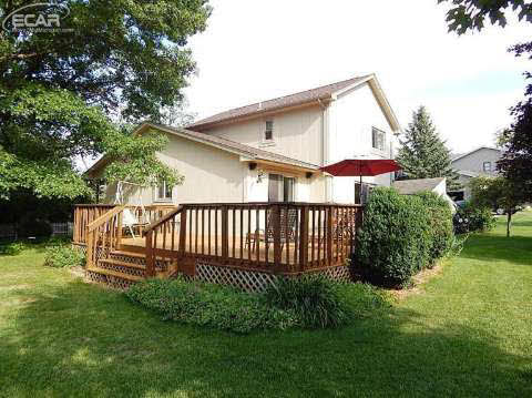 11727 Tipsico Lake Road Fenton, MI 48430 - Photo 18 of 29 20444631-17.JPG