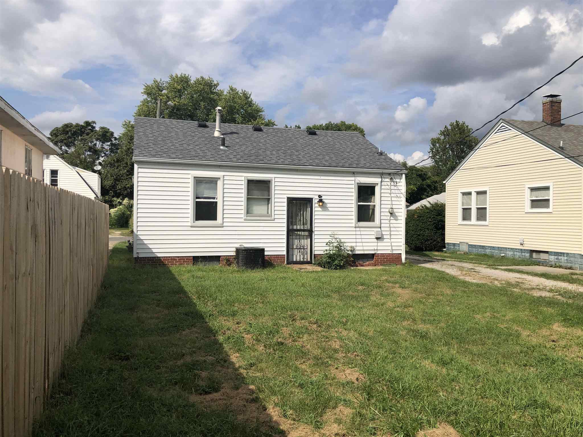 1612 East Keys Avenue Springfield, IL 62702 - Photo 22 of 28 Gallery Image 22