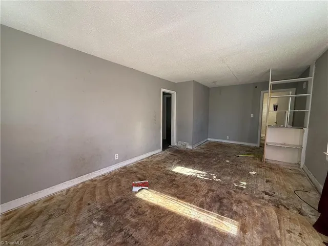 $110,000 | 2507 East Lexington Avenue, High Point, NC 27262