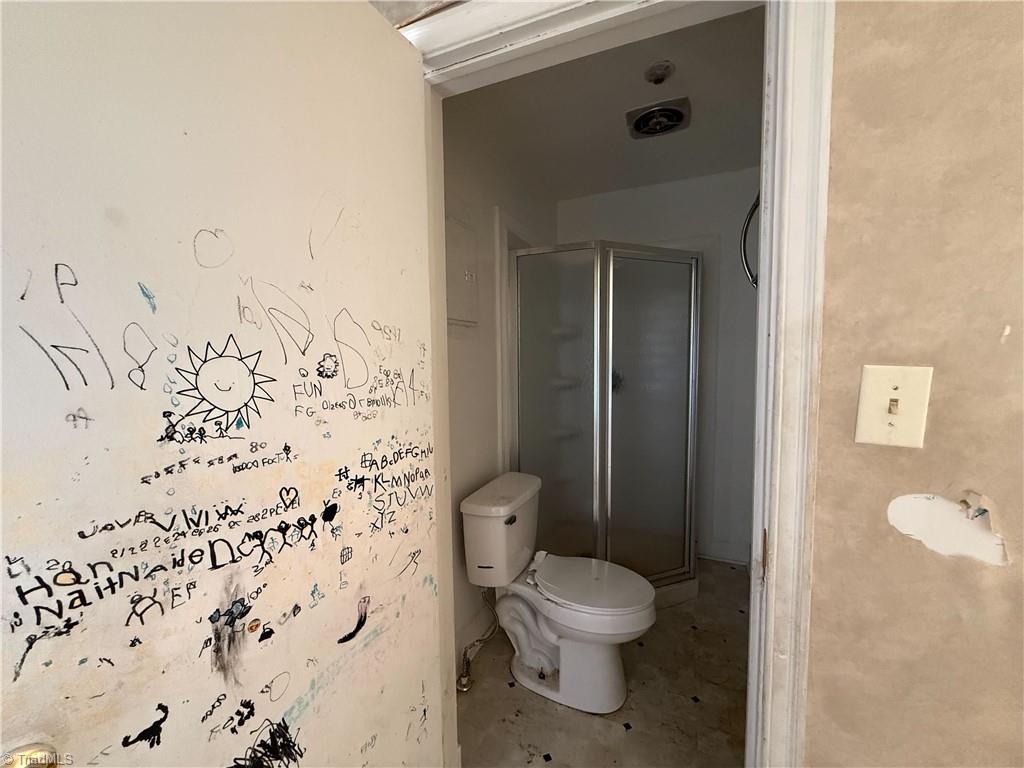 2507 East Lexington Avenue High Point, NC 27262 - Photo 6 of 17