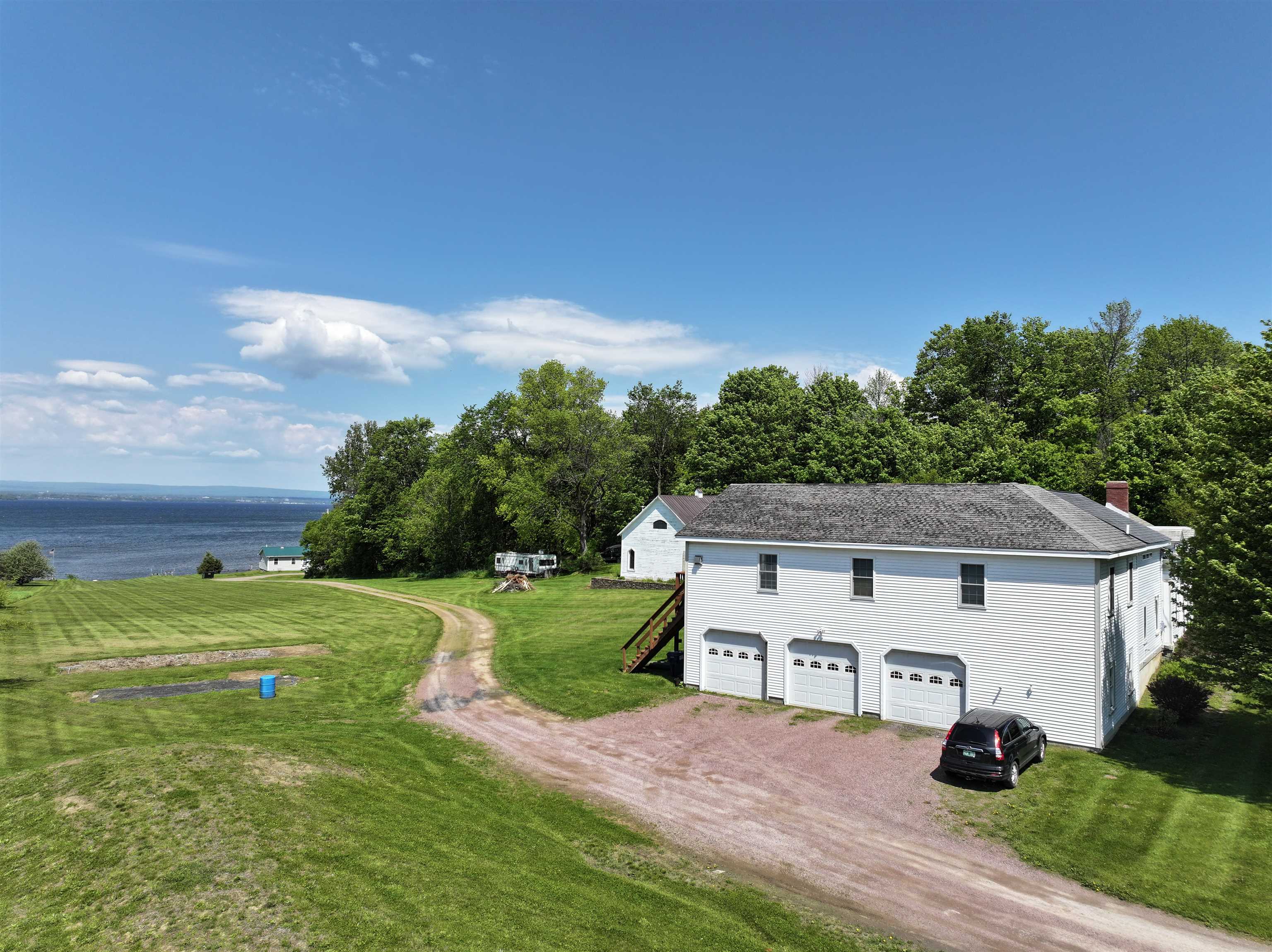 329 West Shore Road South Hero, VT 05486 - Photo 3 of 54 Gallery Image 3