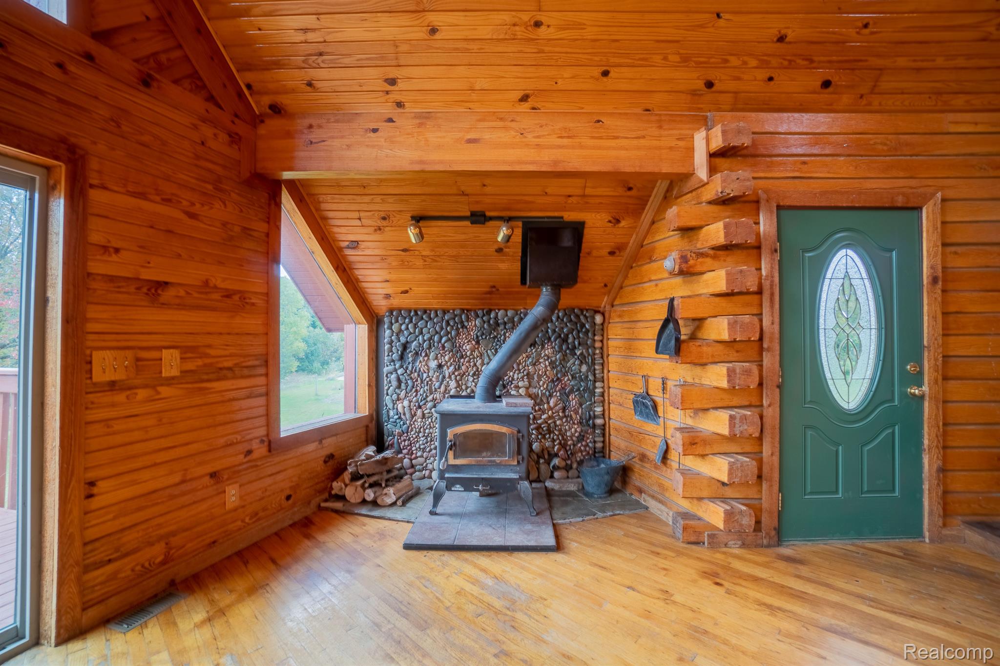Wood burner 