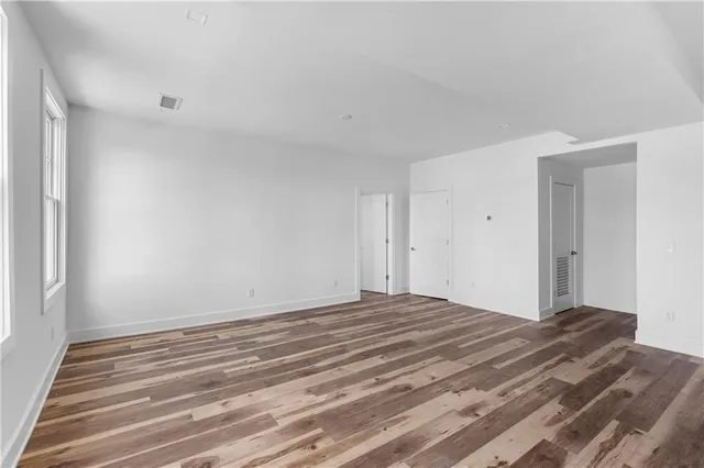 $1,800 | 2909 Peachtree Street Northeast, Unit 307, Atlanta, GA 30305