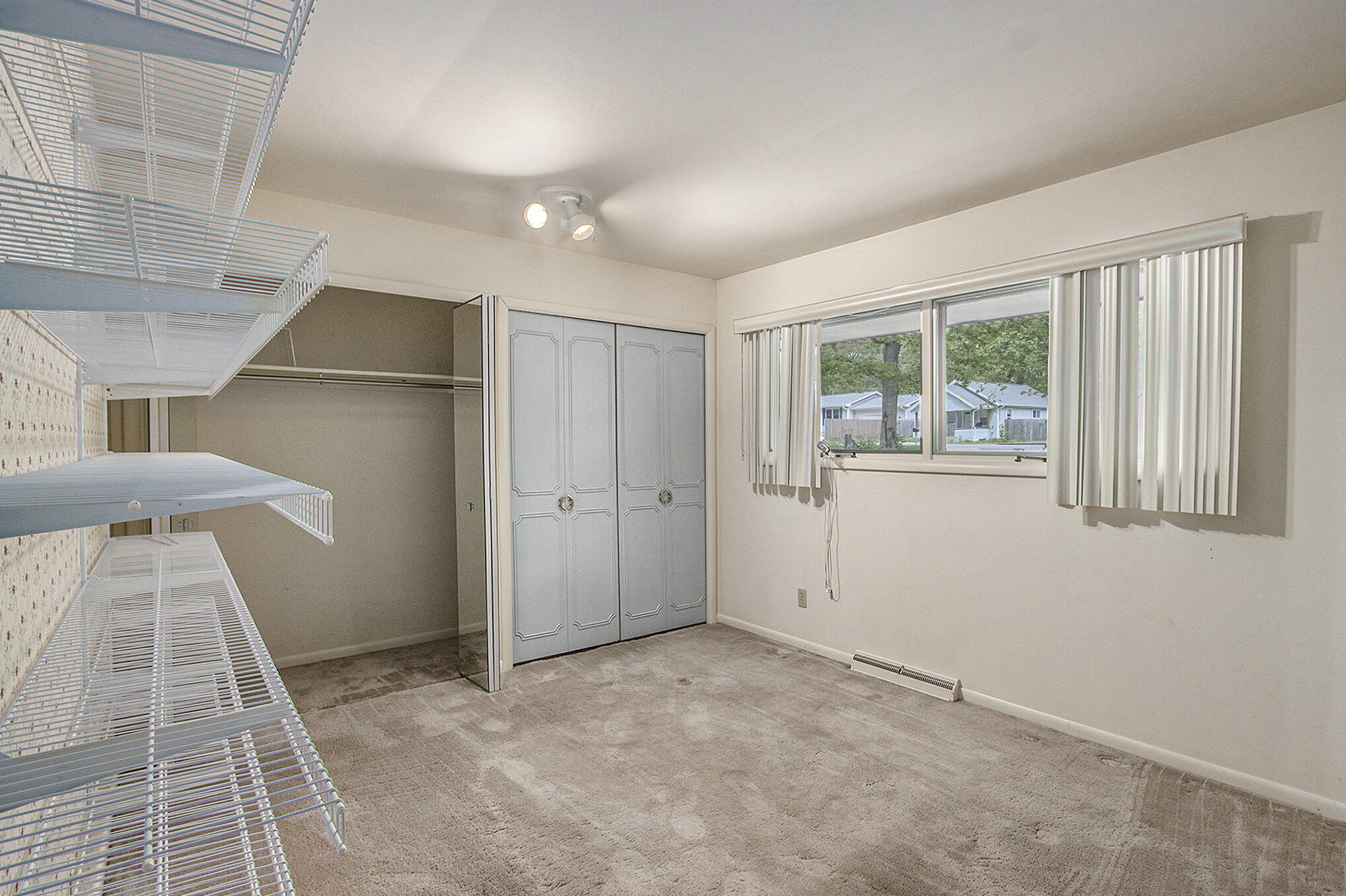 10706 Portage Road Portage, MI 49002 - Photo 16 of 47 016_10706portage_30_579