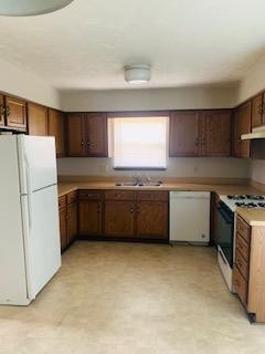 2069 Sprucefield Road Columbus, OH 43229 - Photo 3 of 4
